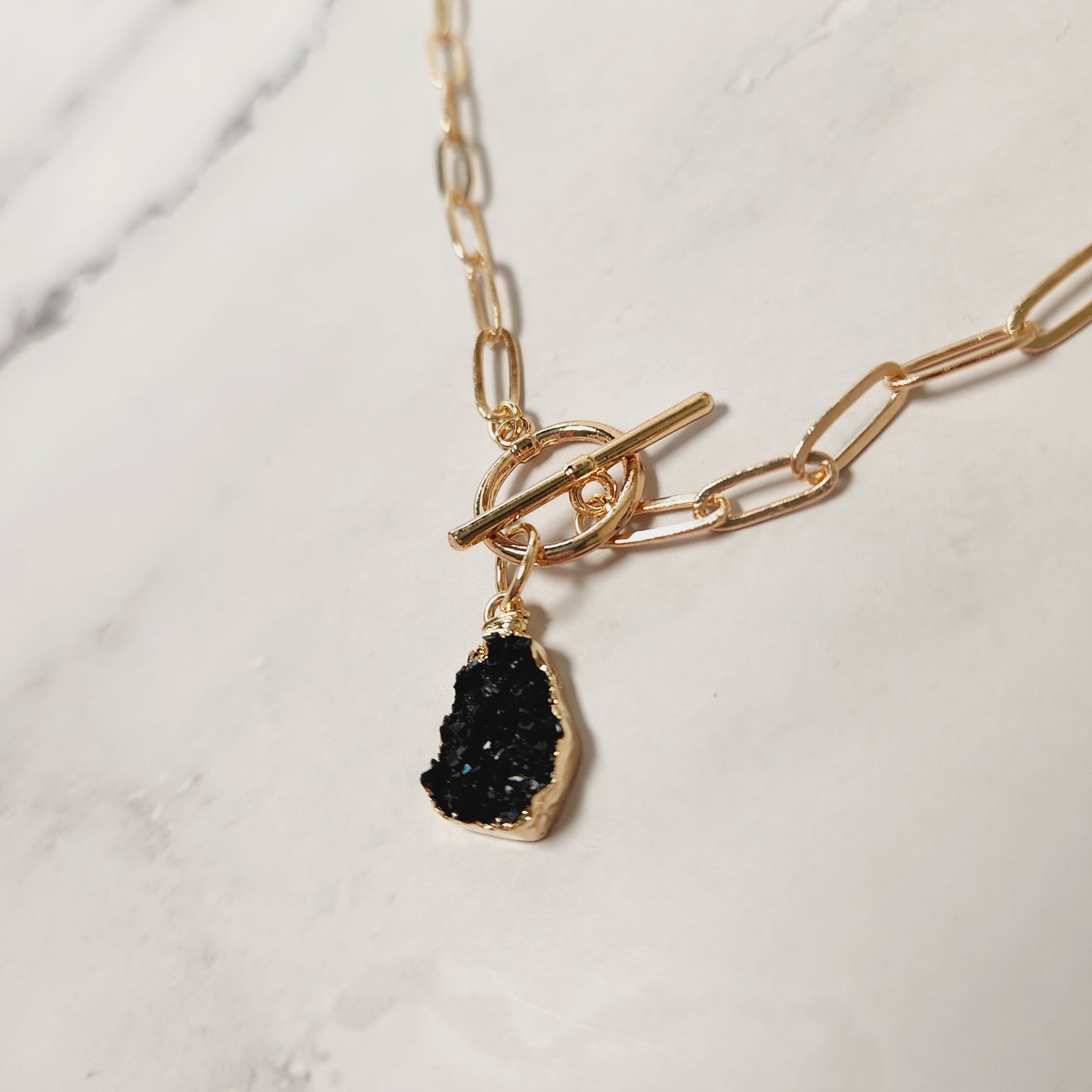 Black Druzy Pendant Toggle Necklace