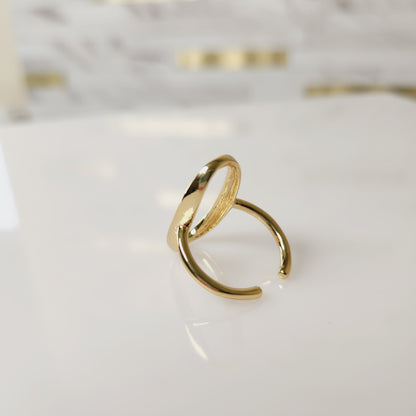 Simple Oval Goldtone Adjustable Ring
