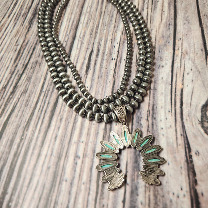 Turquoise Beaded Pearl Naja Pendant Layered Necklace