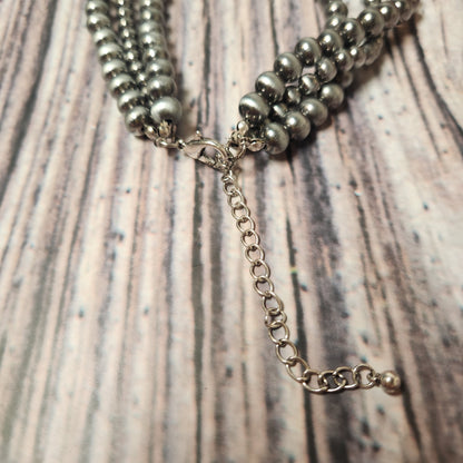 Turquoise Beaded Pearl Naja Pendant Layered Necklace